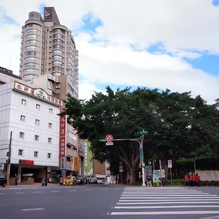 พิงค์ โลตัส โฮเต็ล Hotel ไทเป ภายนอก รูปภาพ